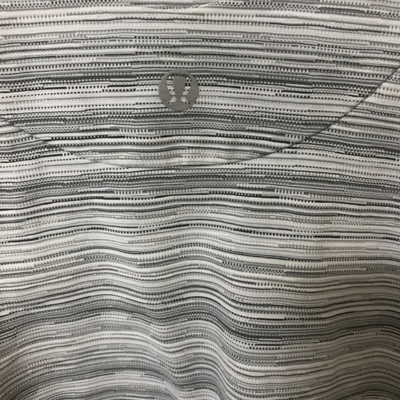 Lululemon athletica scoop back tank top with built in shelf bra size 6 - Picture 8 of 11